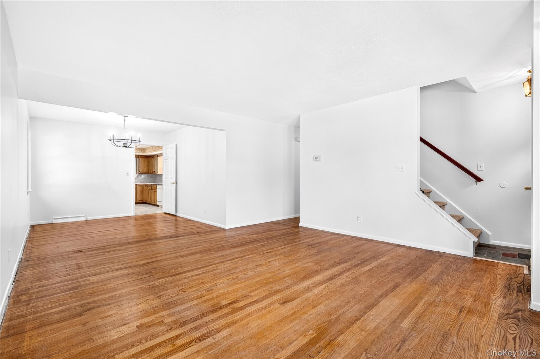 92 Kings Highway Property Photo 11