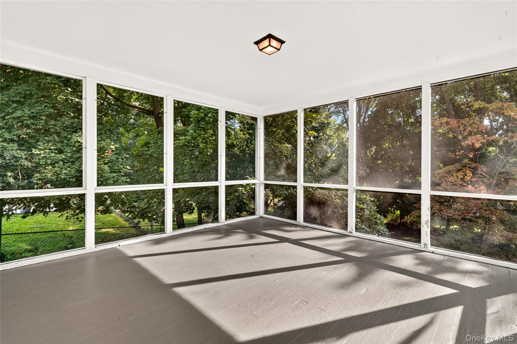 92 Kings Highway Property Photo 22