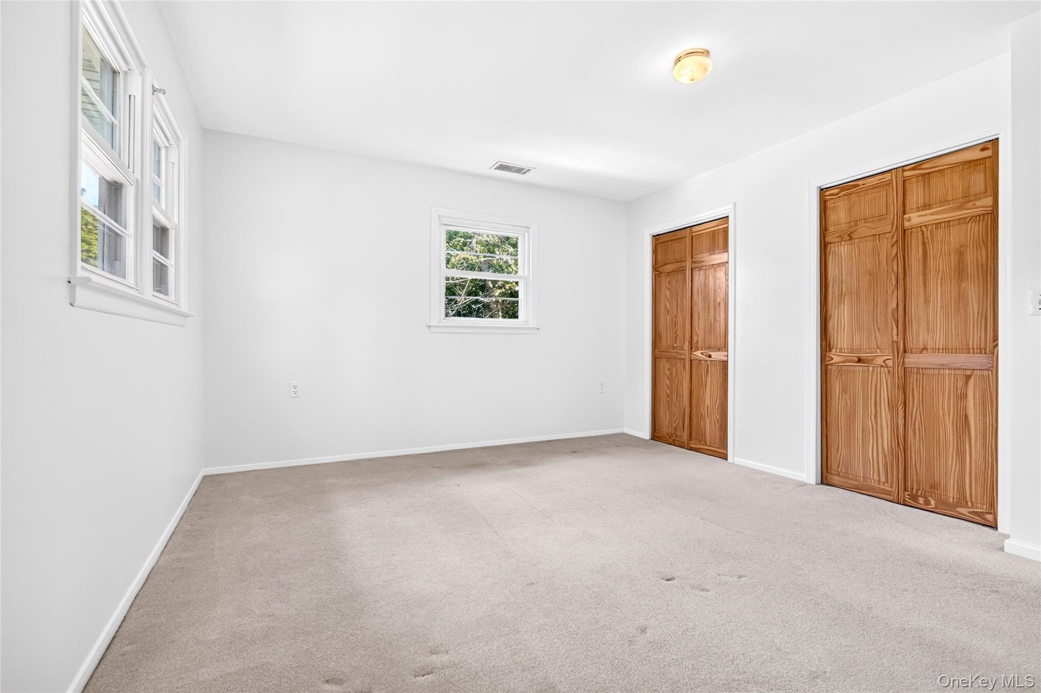 92 Kings Highway Property Photo 34