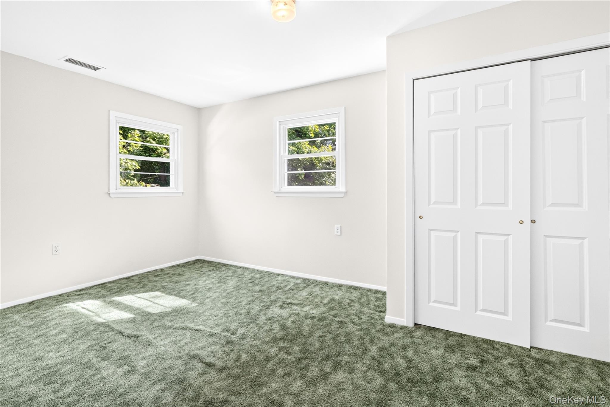 92 Kings Highway Property Photo 36