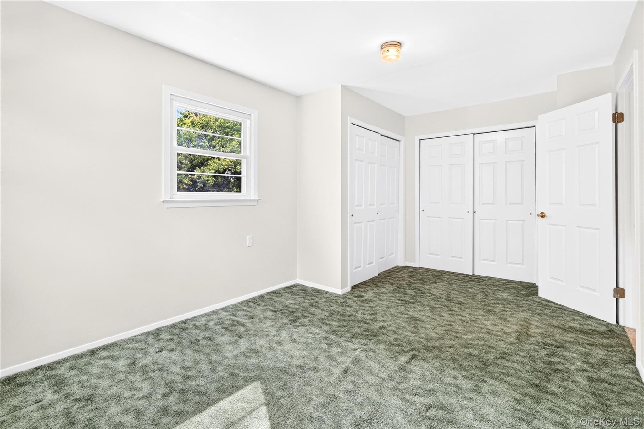92 Kings Highway Property Photo 37