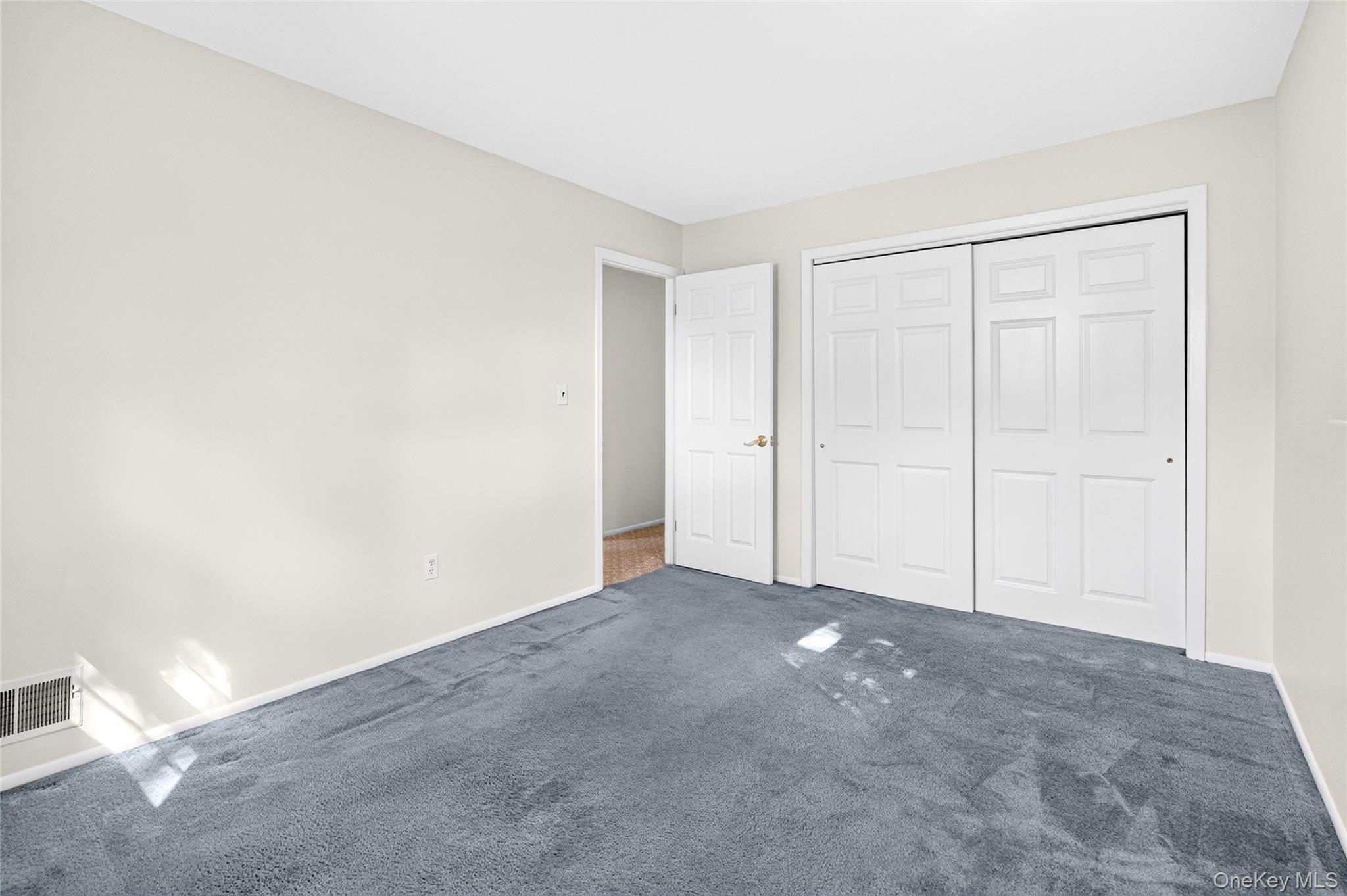 92 Kings Highway Property Photo 38