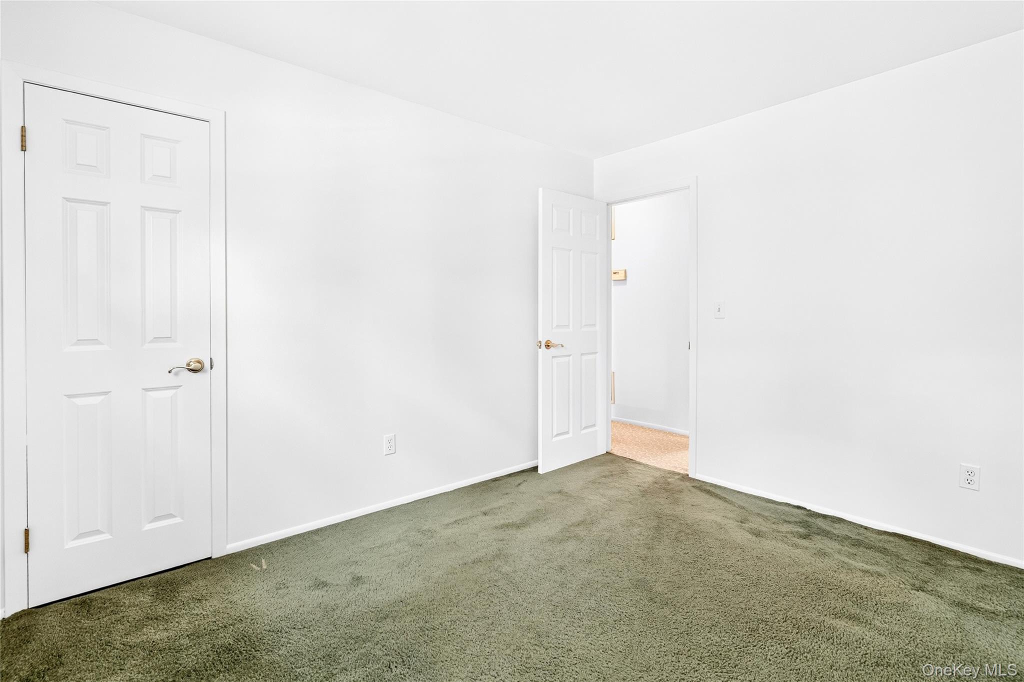 92 Kings Highway Property Photo 41