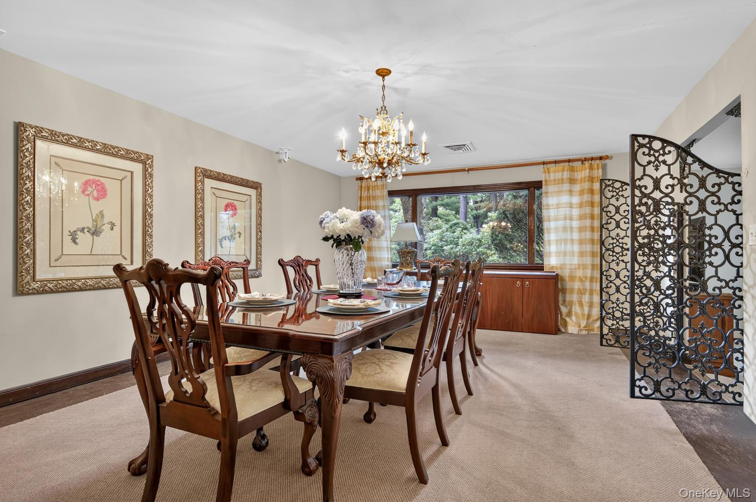 10 Dorchester Drive Property Photo 7