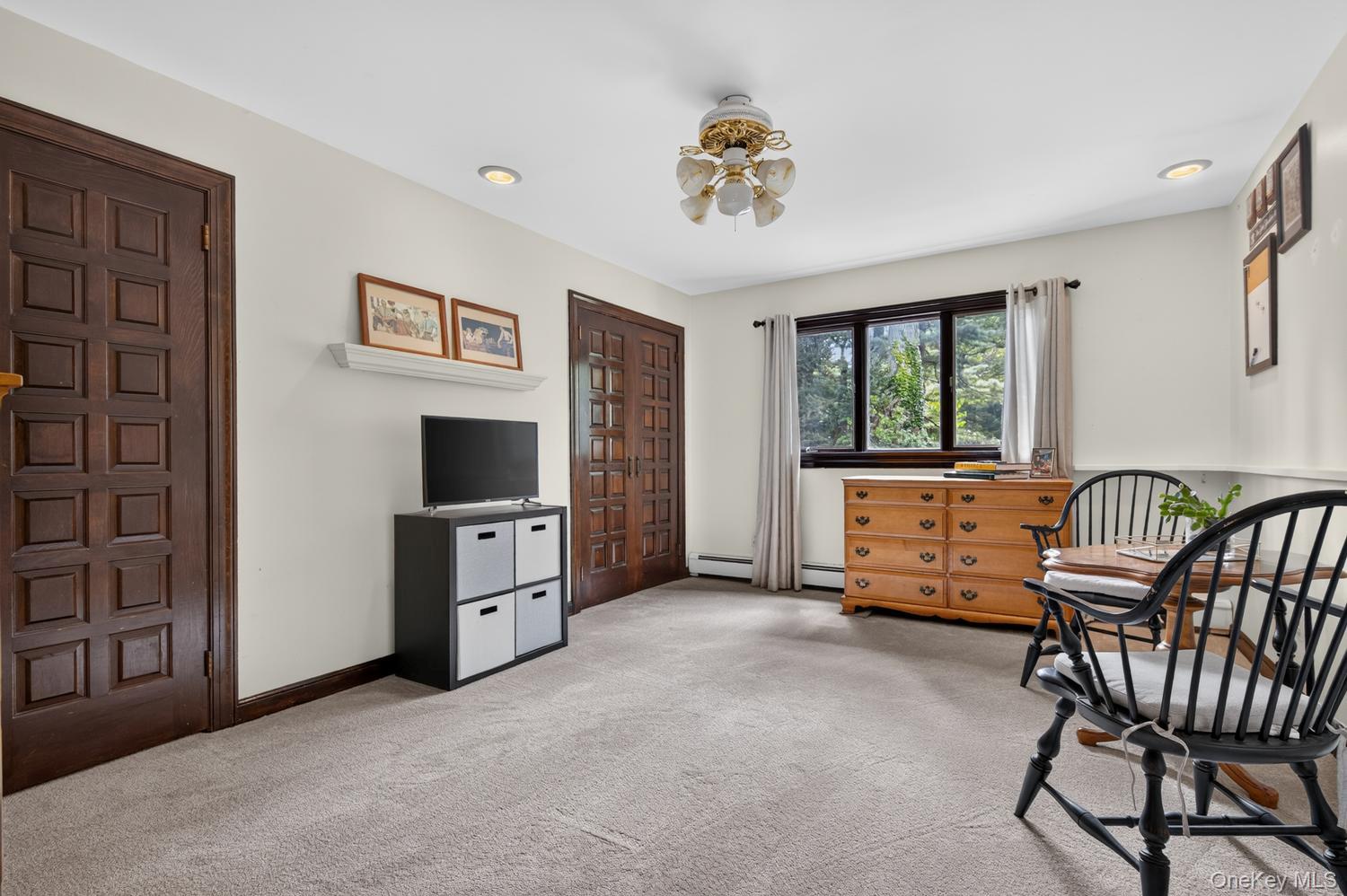 10 Dorchester Drive Property Photo 19