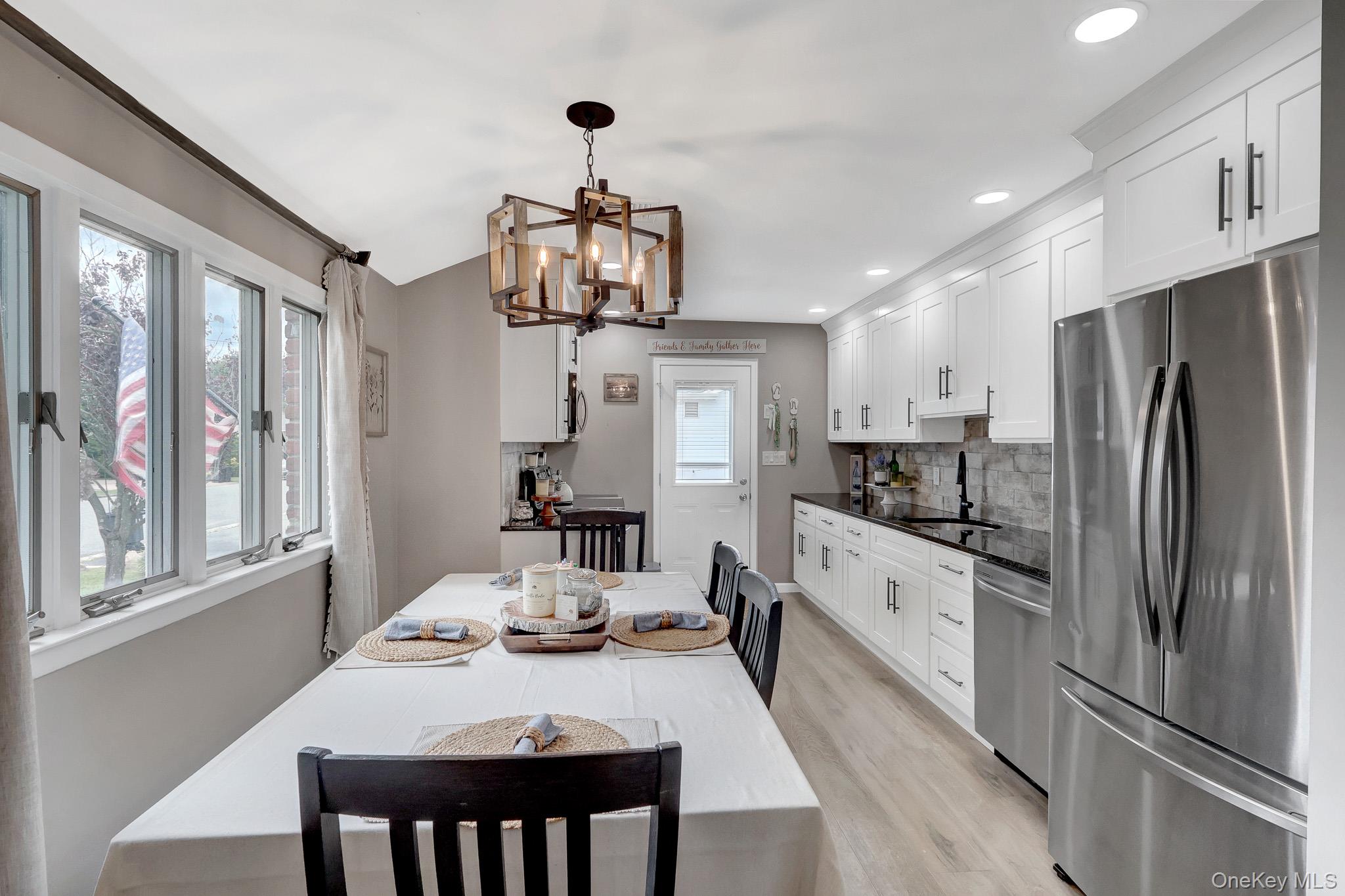 43 Manhattan Avenue Property Photo 6