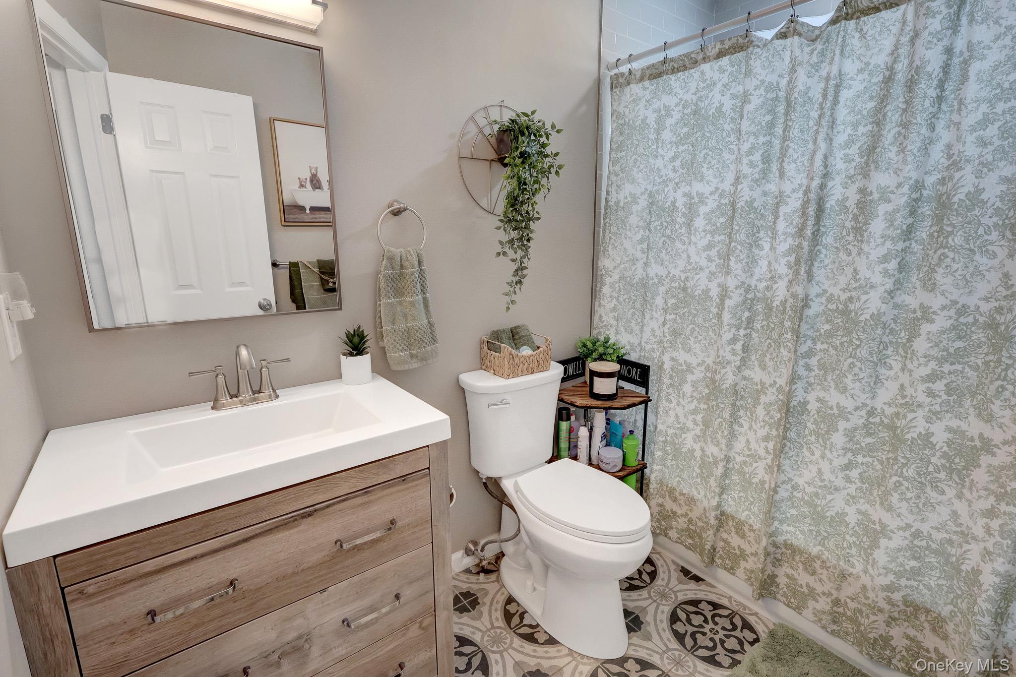 43 Manhattan Avenue Property Photo 12