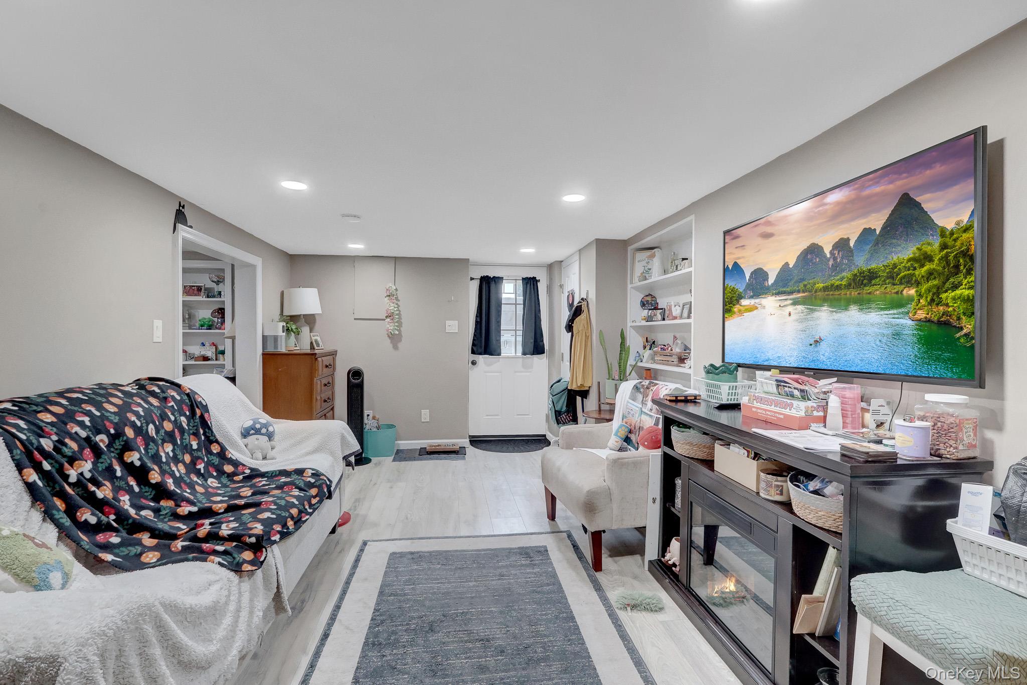 43 Manhattan Avenue Property Photo 14