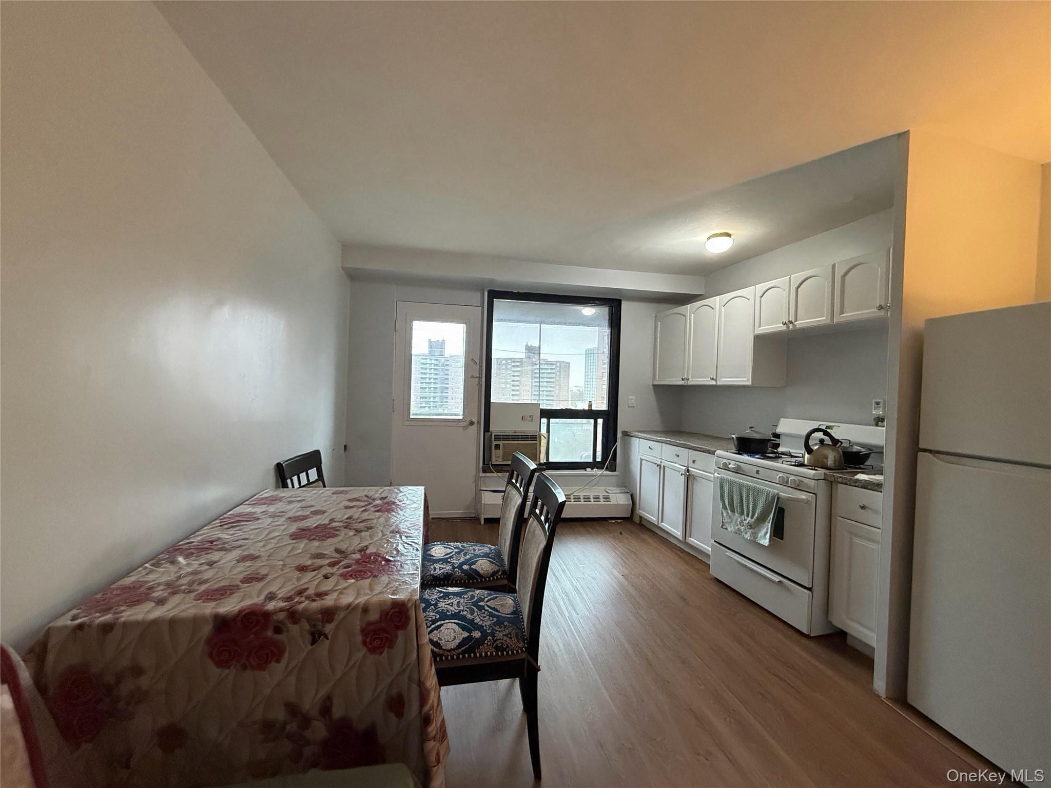 61-35 98 Street 10n Property Photo 2