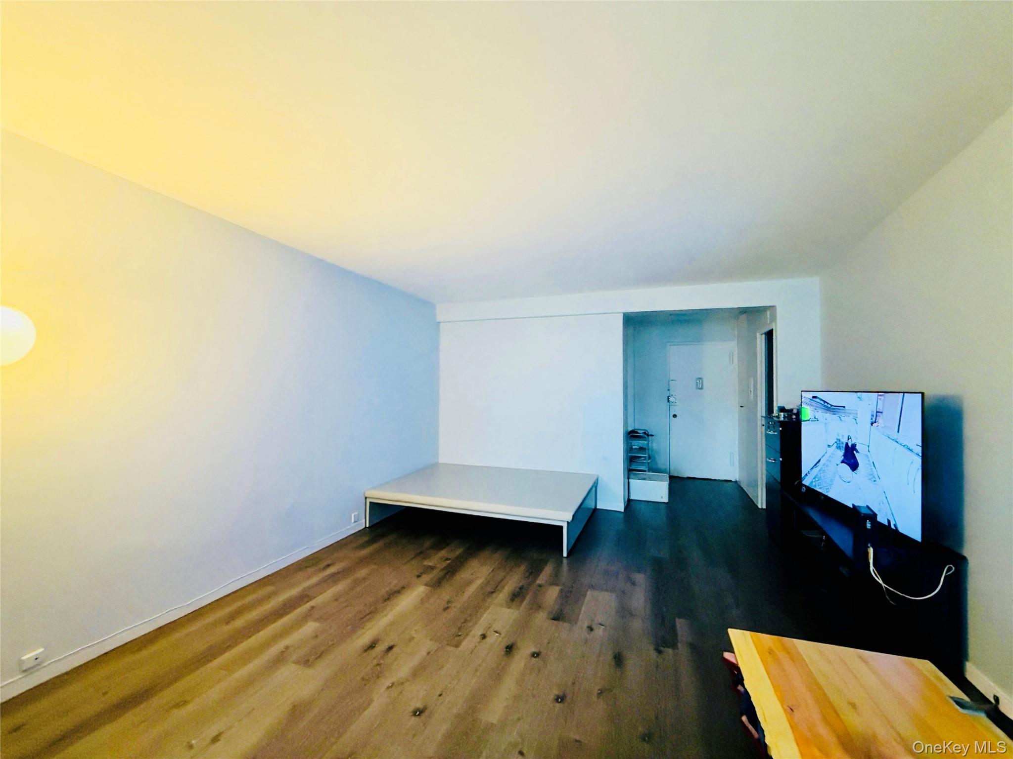 61-35 98 Street 10n Property Photo 3