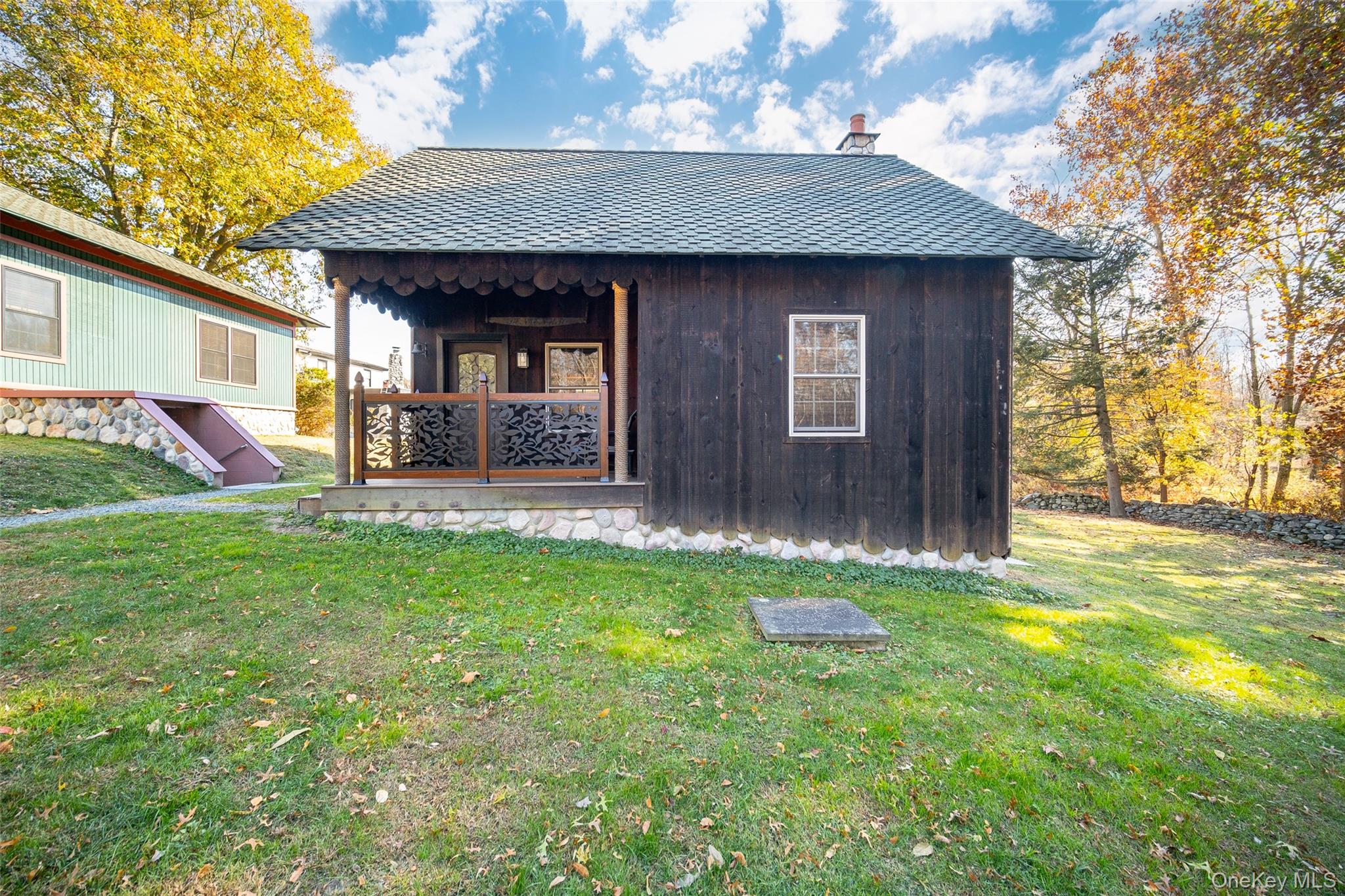 35 Clara Avenue Property Photo 1