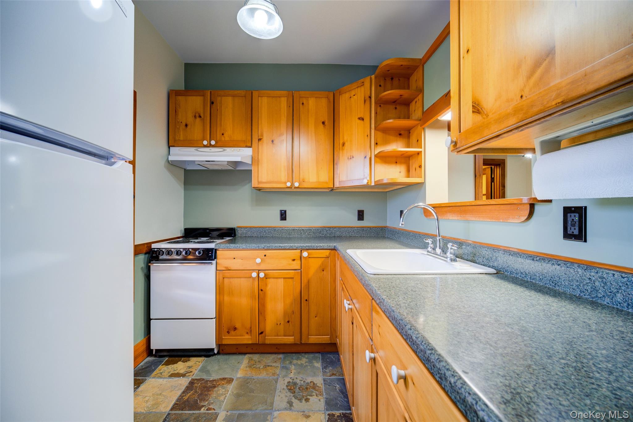 35 Clara Avenue Property Photo 13