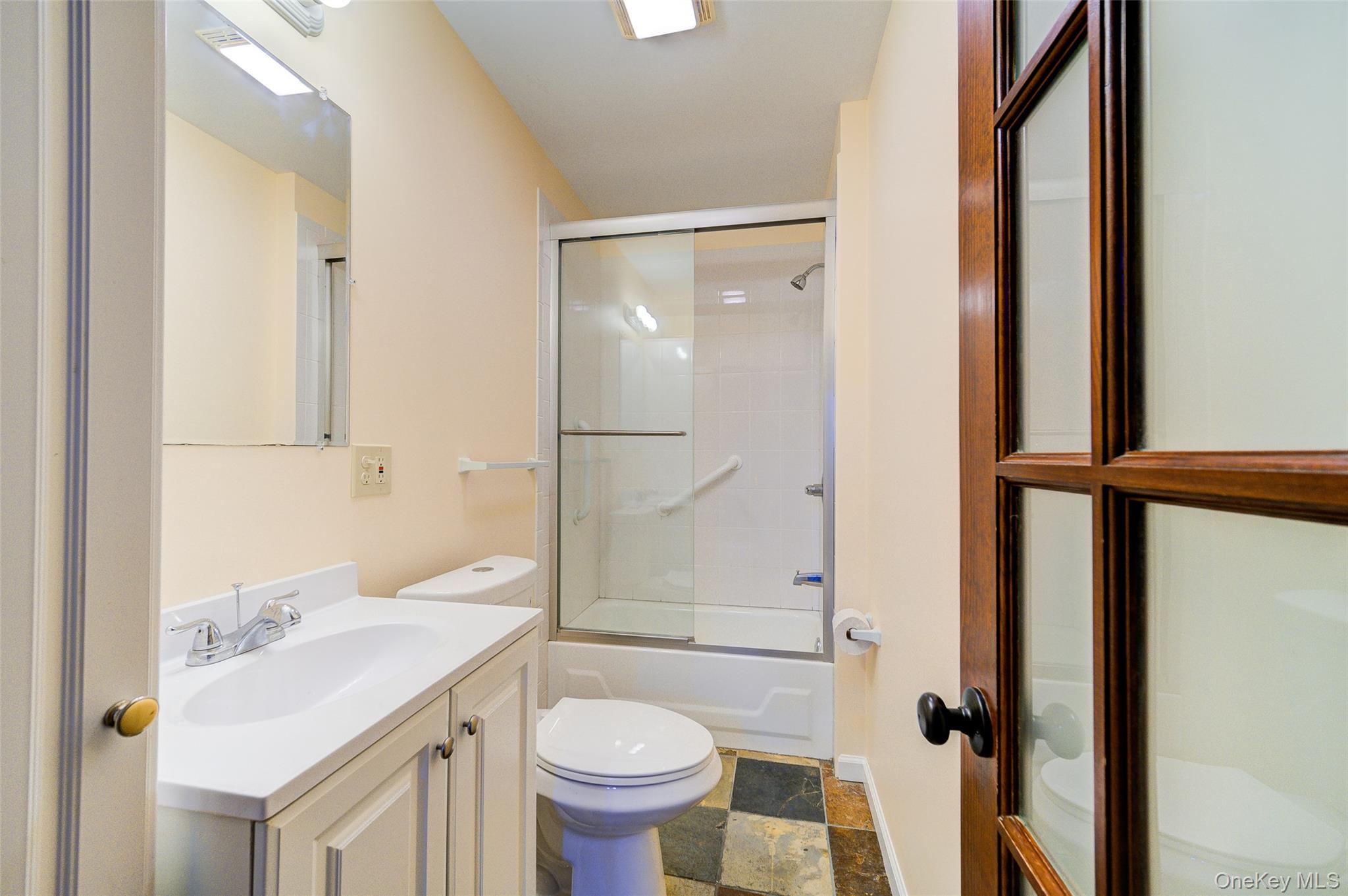 35 Clara Avenue Property Photo 15