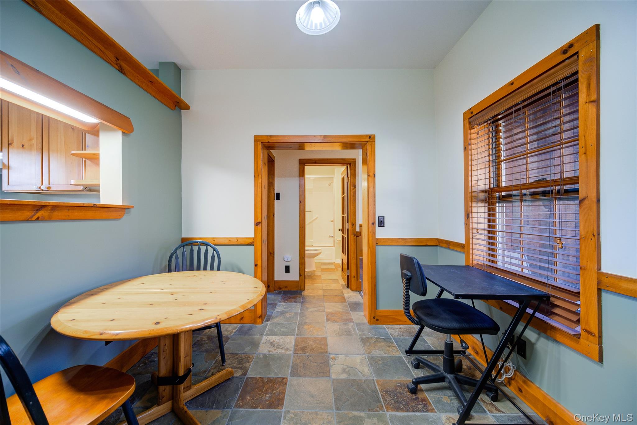 35 Clara Avenue Property Photo 18