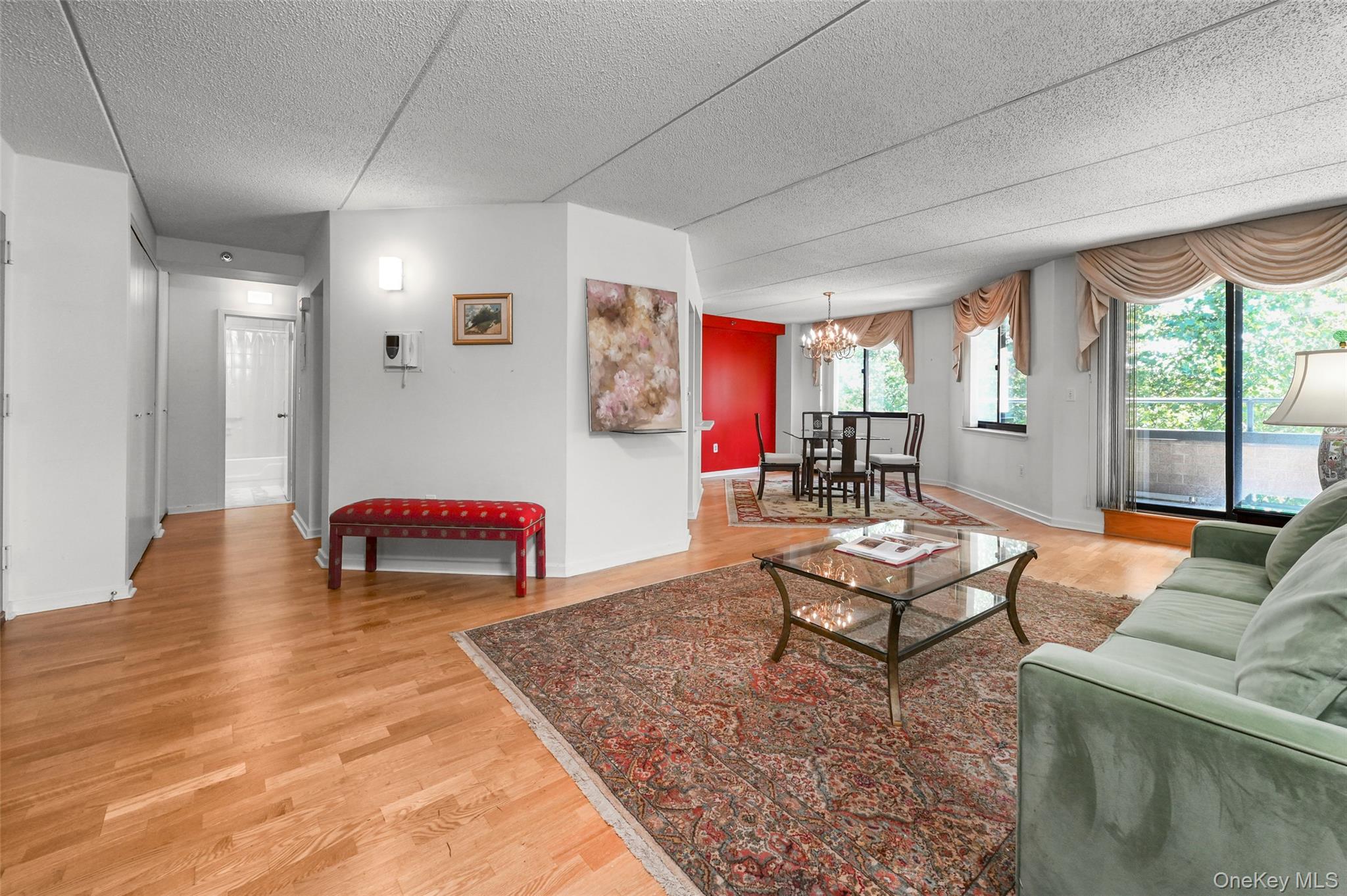 680 W Boston Post Road 3a Property Photo 10