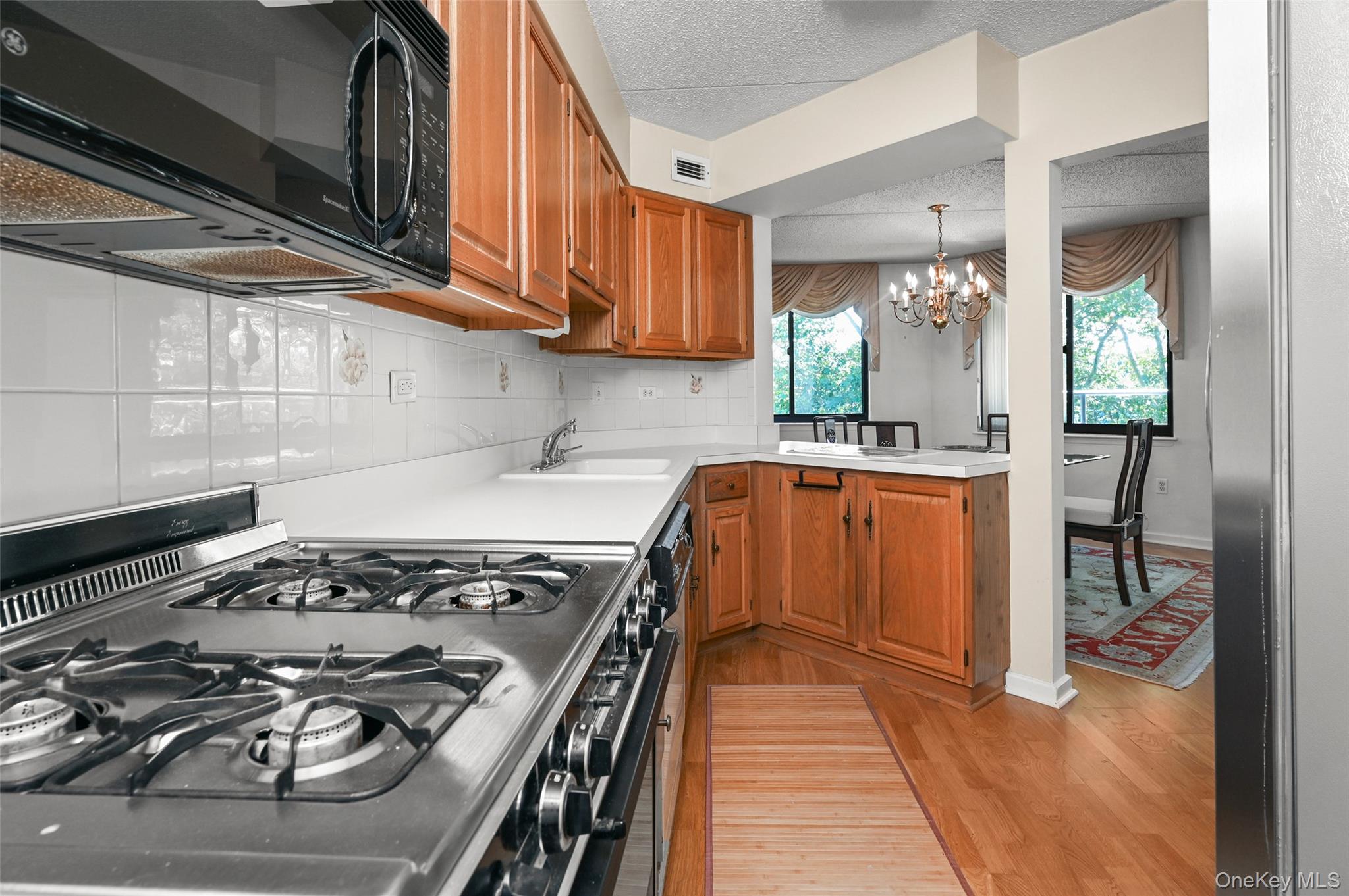 680 W Boston Post Road 3a Property Photo 15