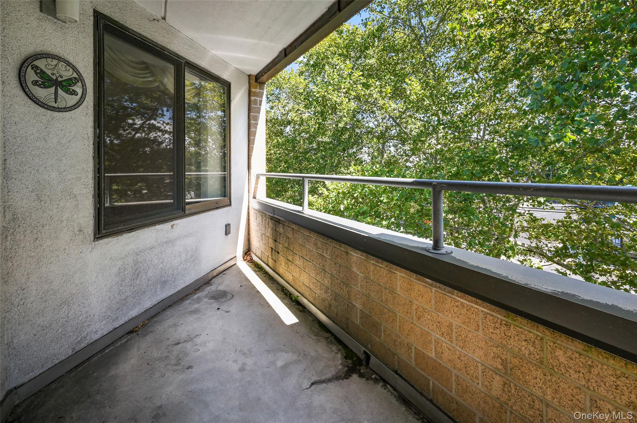 680 W Boston Post Road 3a Property Photo 22