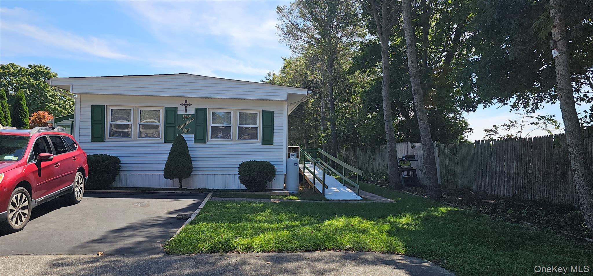 703 Fresh Pond Avenue 101 Property Photo 1