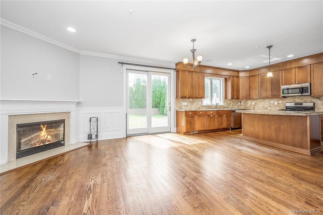 114 Lincoln Avenue Property Photo 8
