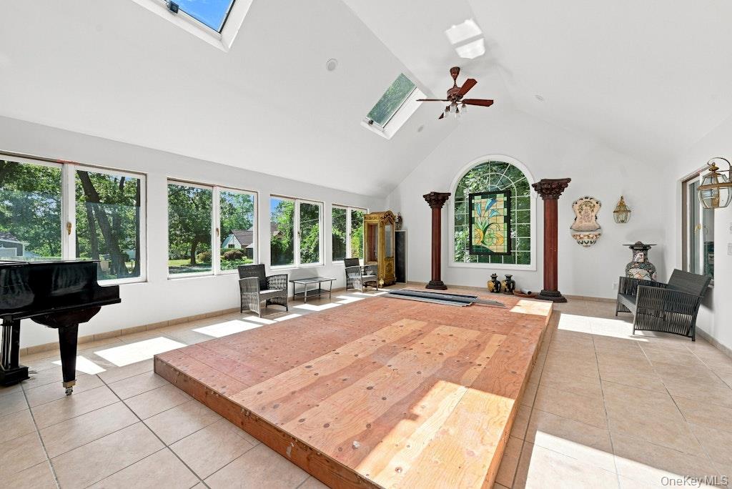 48 Private Road Property Photo 23