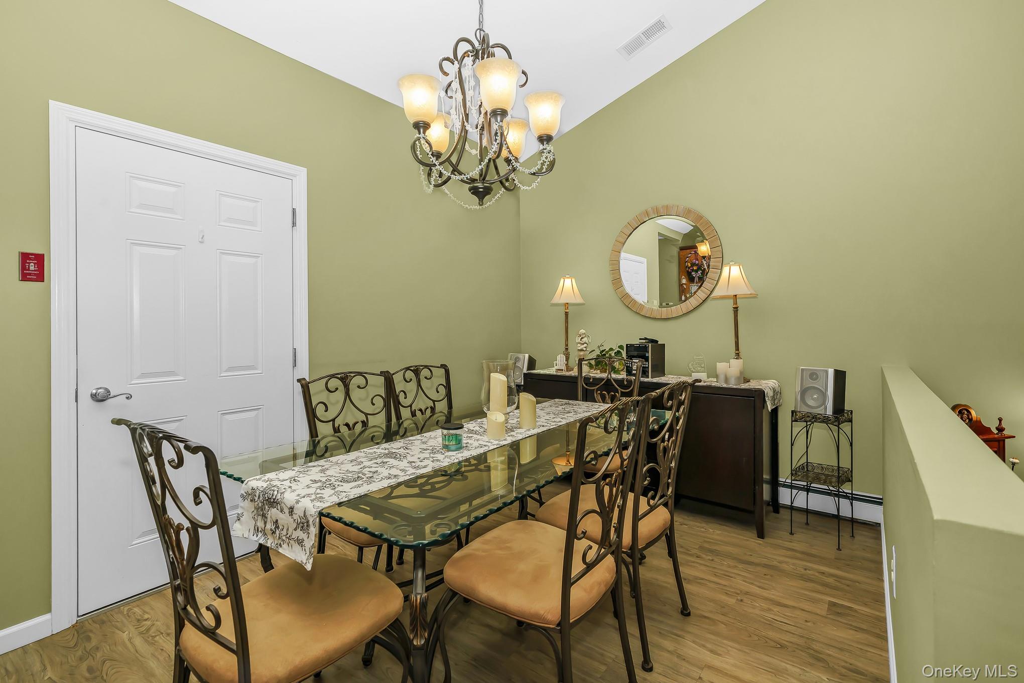 30 Sarah Court Property Photo 13