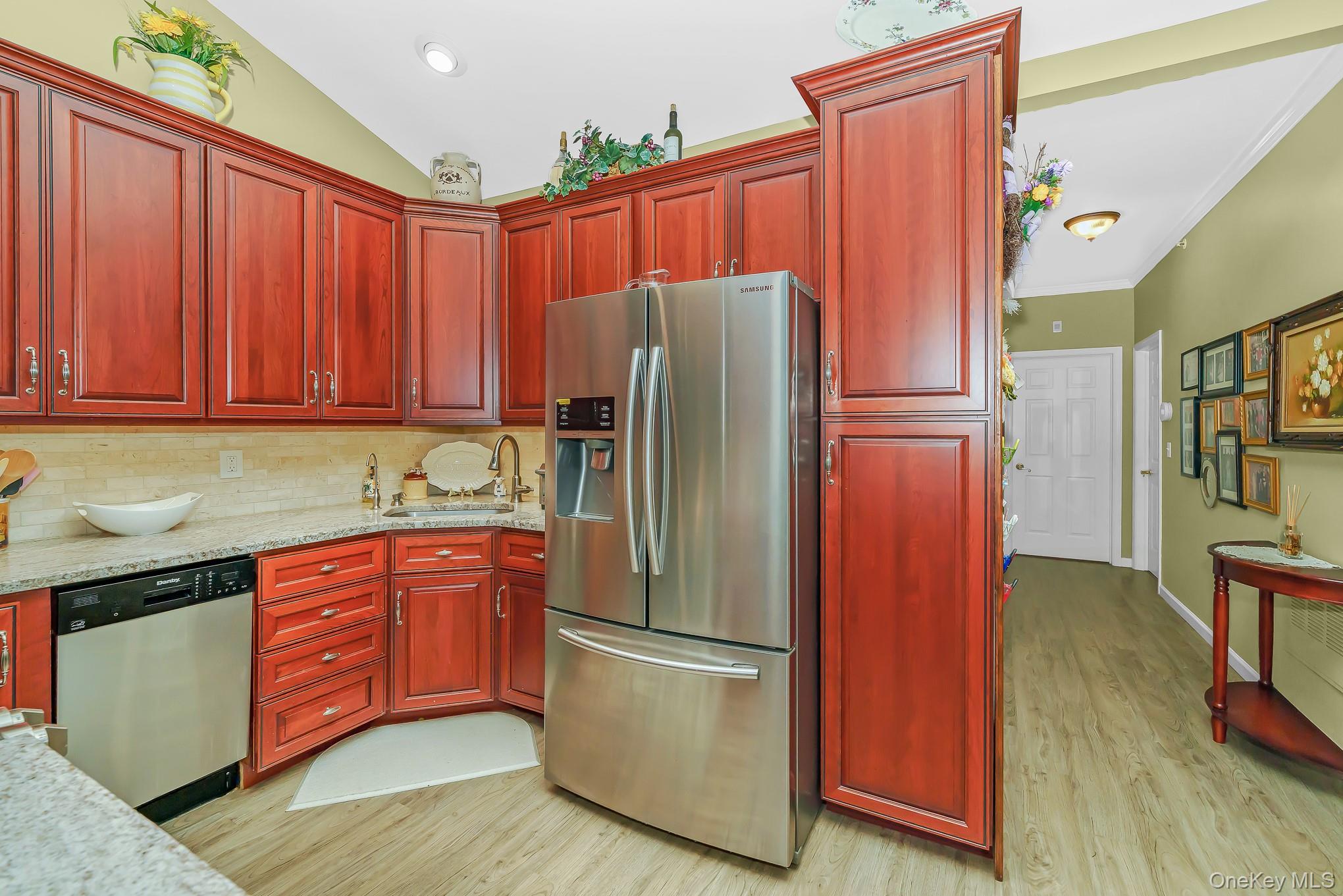 30 Sarah Court Property Photo 17