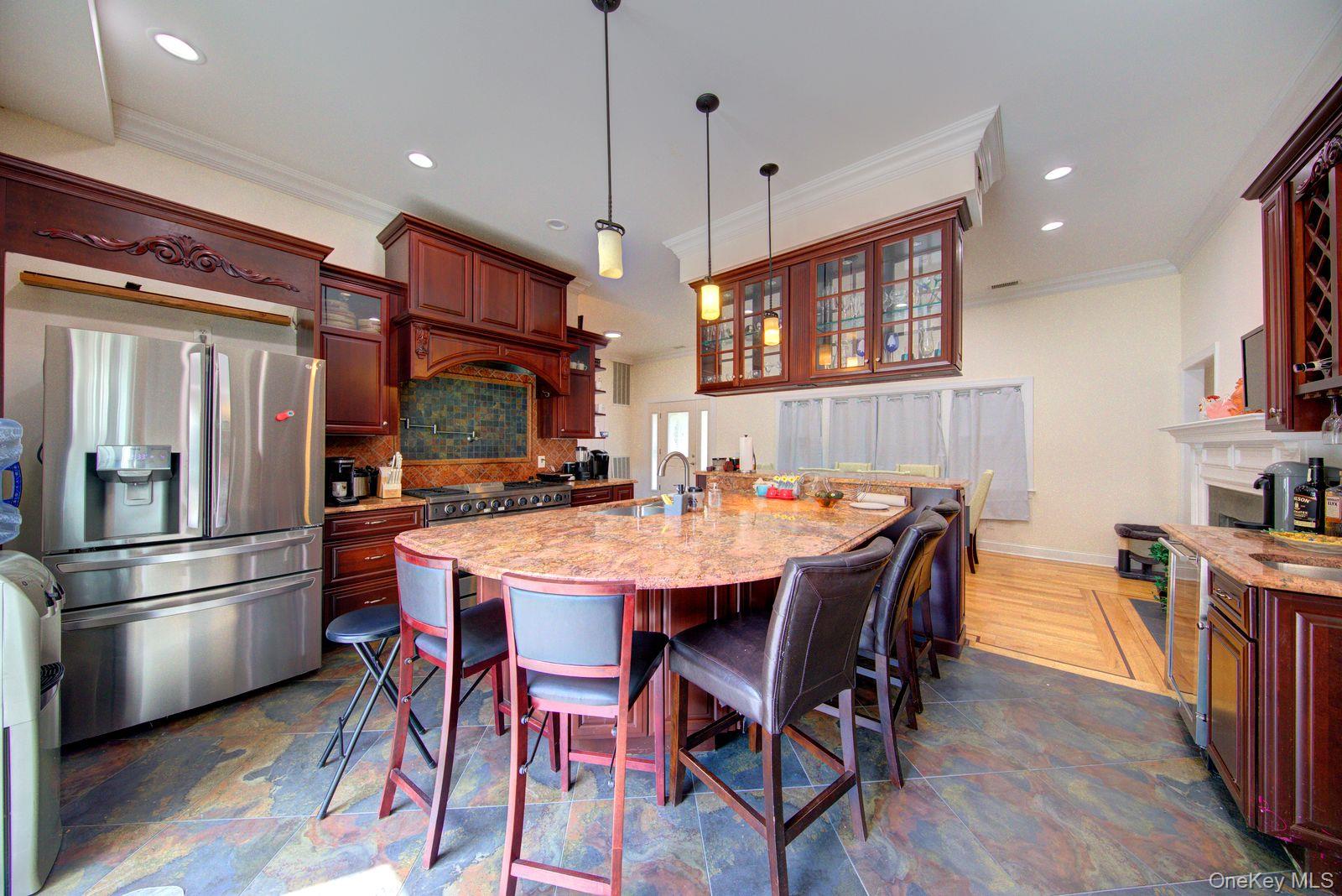 97 Chestnut Street Property Photo 8