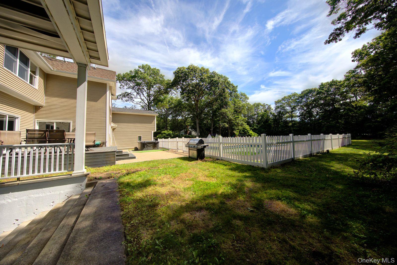 97 Chestnut Street Property Photo 27