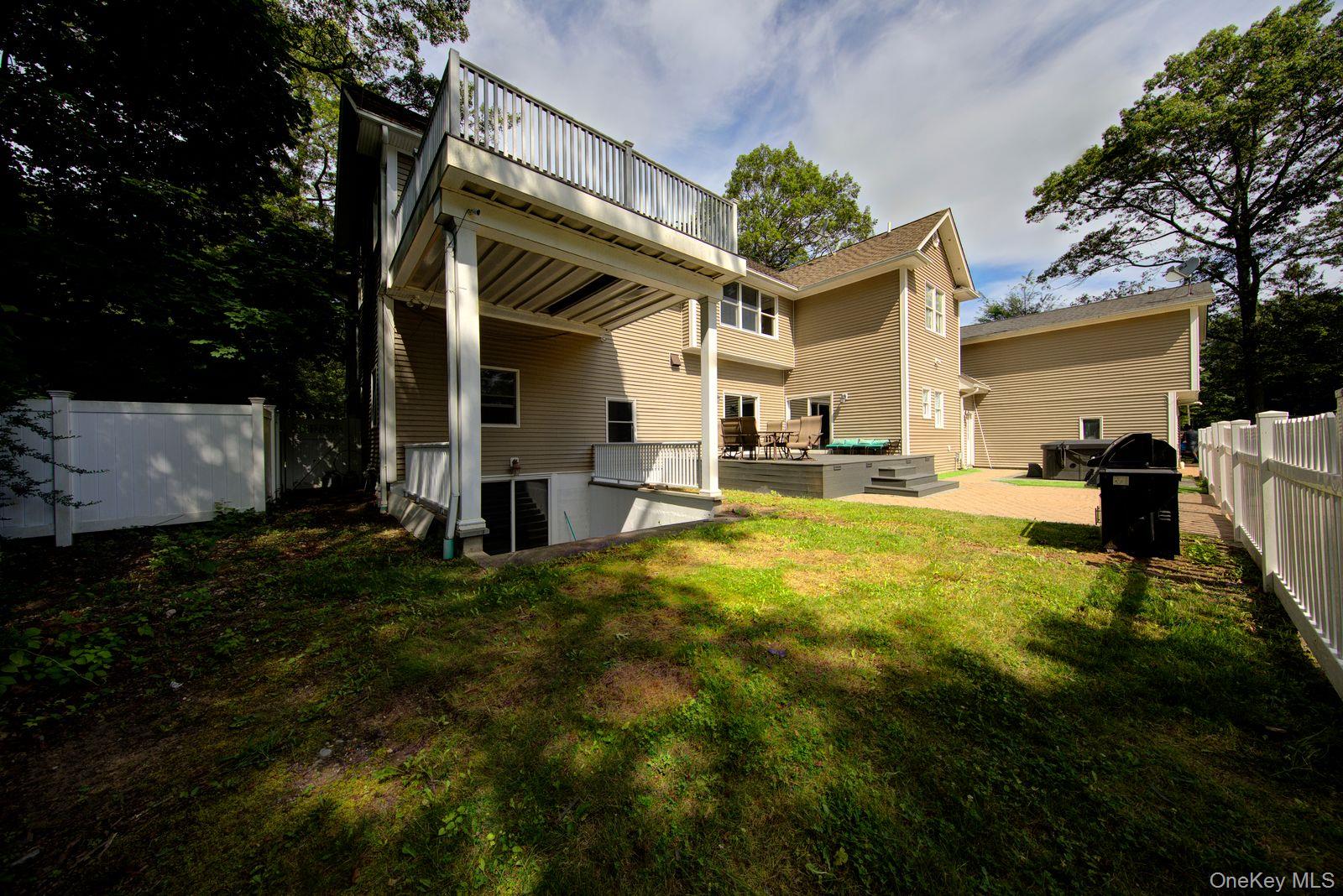 97 Chestnut Street Property Photo 28
