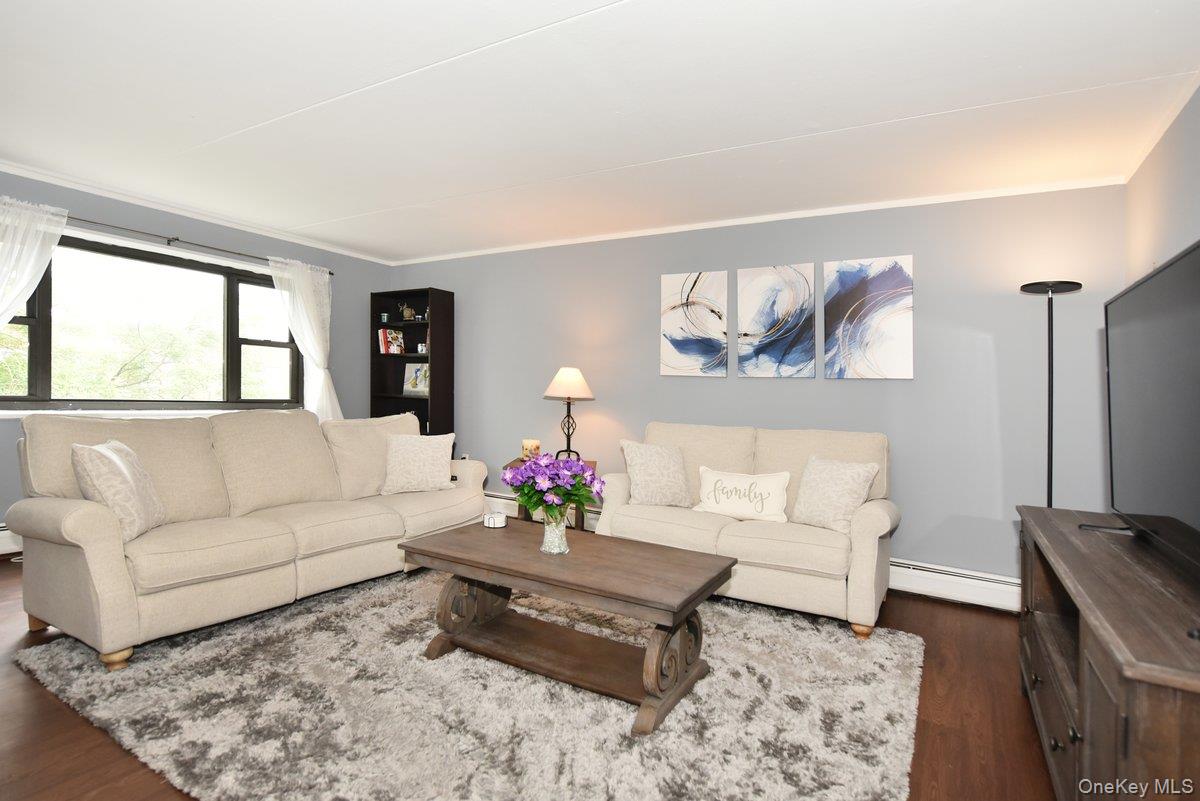 100 Clinton Avenue 4n Property Photo 3