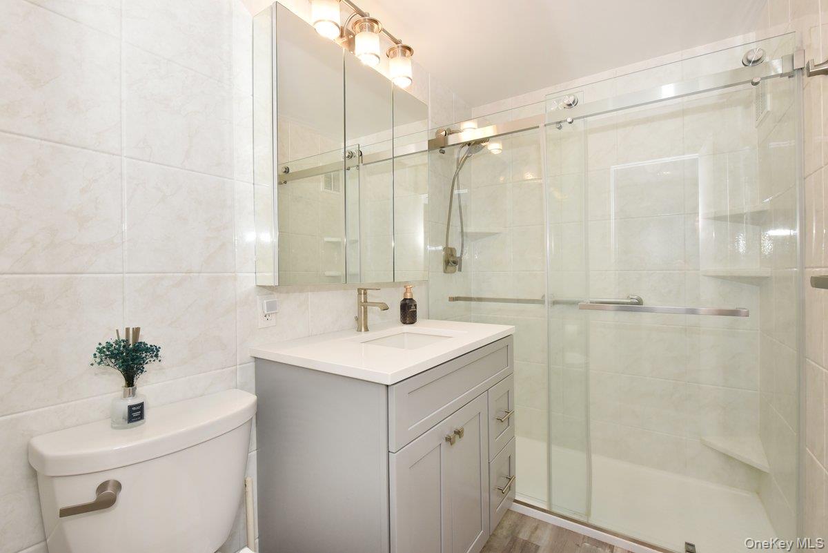 100 Clinton Avenue 4n Property Photo 14