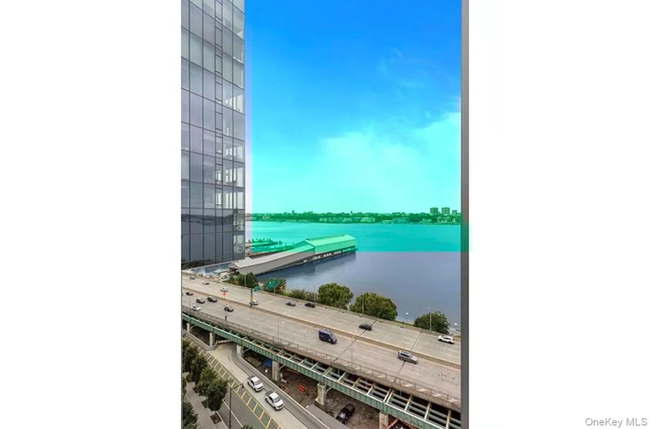 50 Riverside Boulevard 15m Property Photo 6