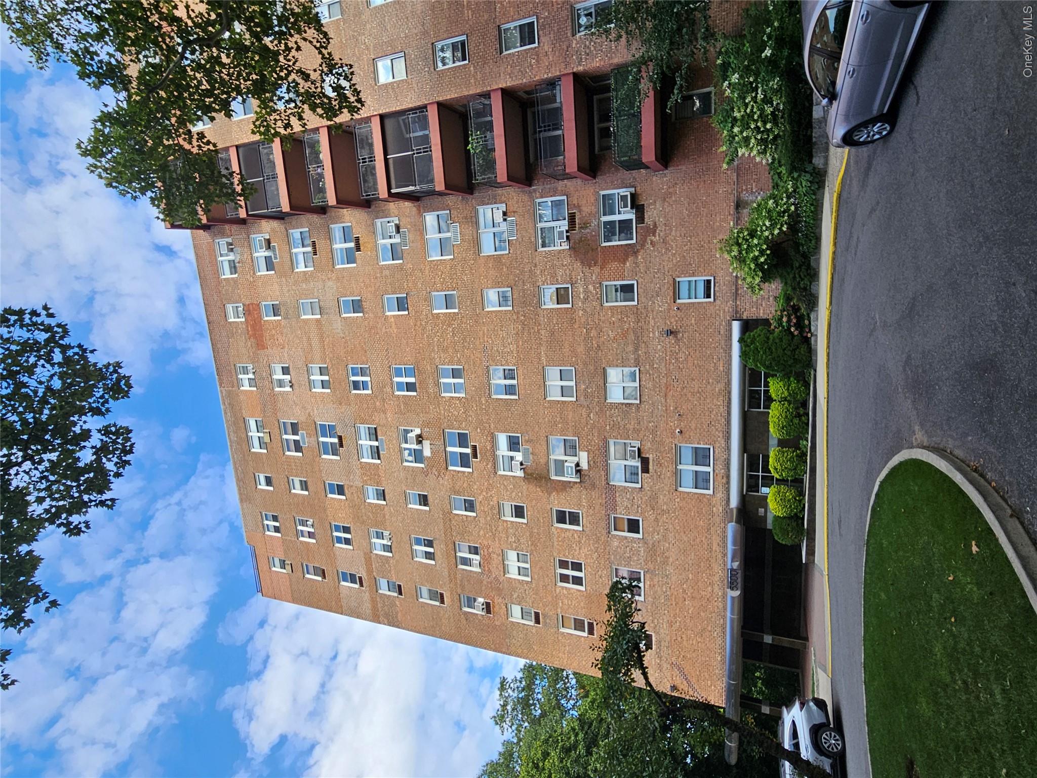 5500 Fieldston Drive 4ii Property Photo 1