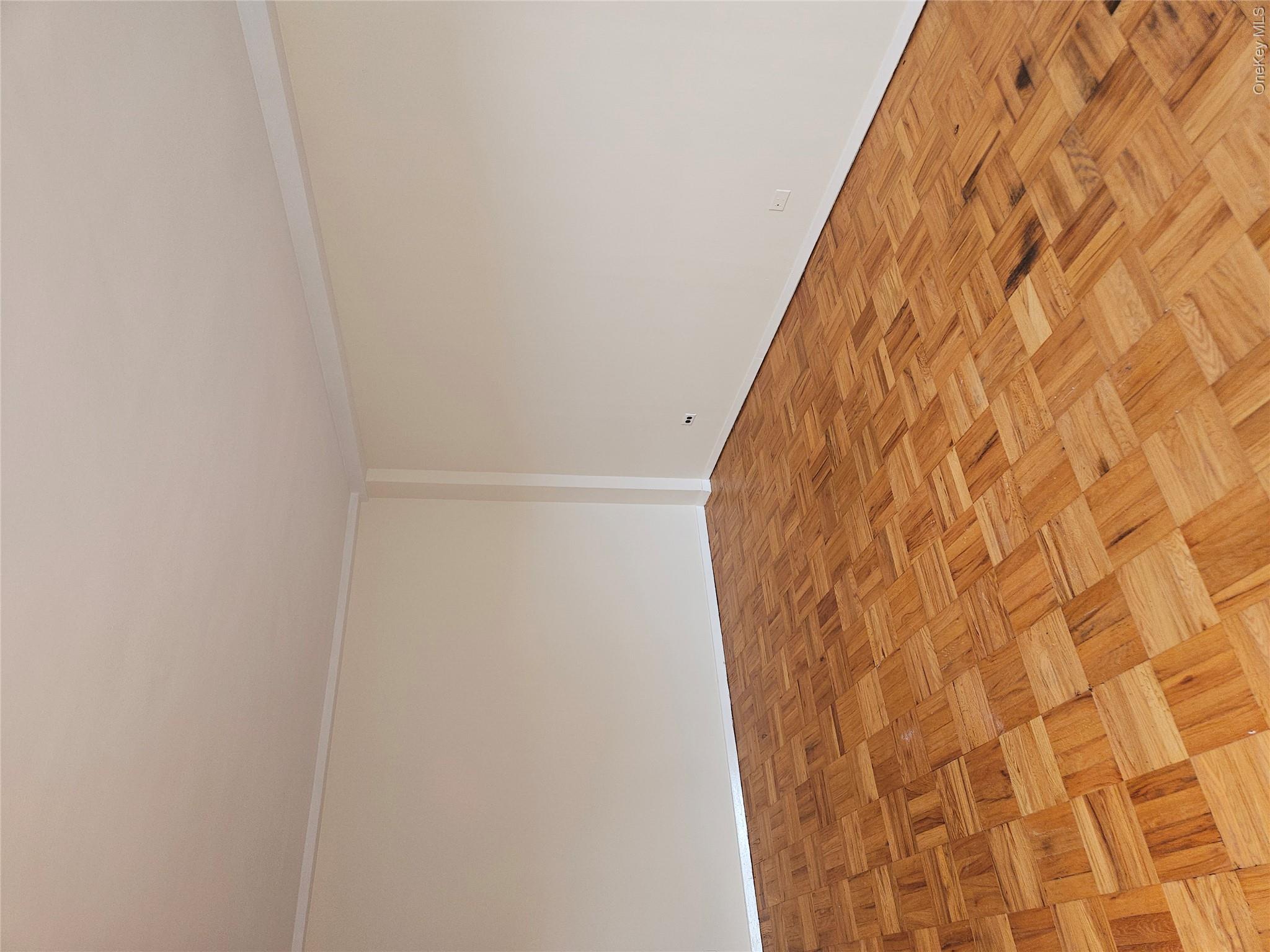 5500 Fieldston Drive 4ii Property Photo 6