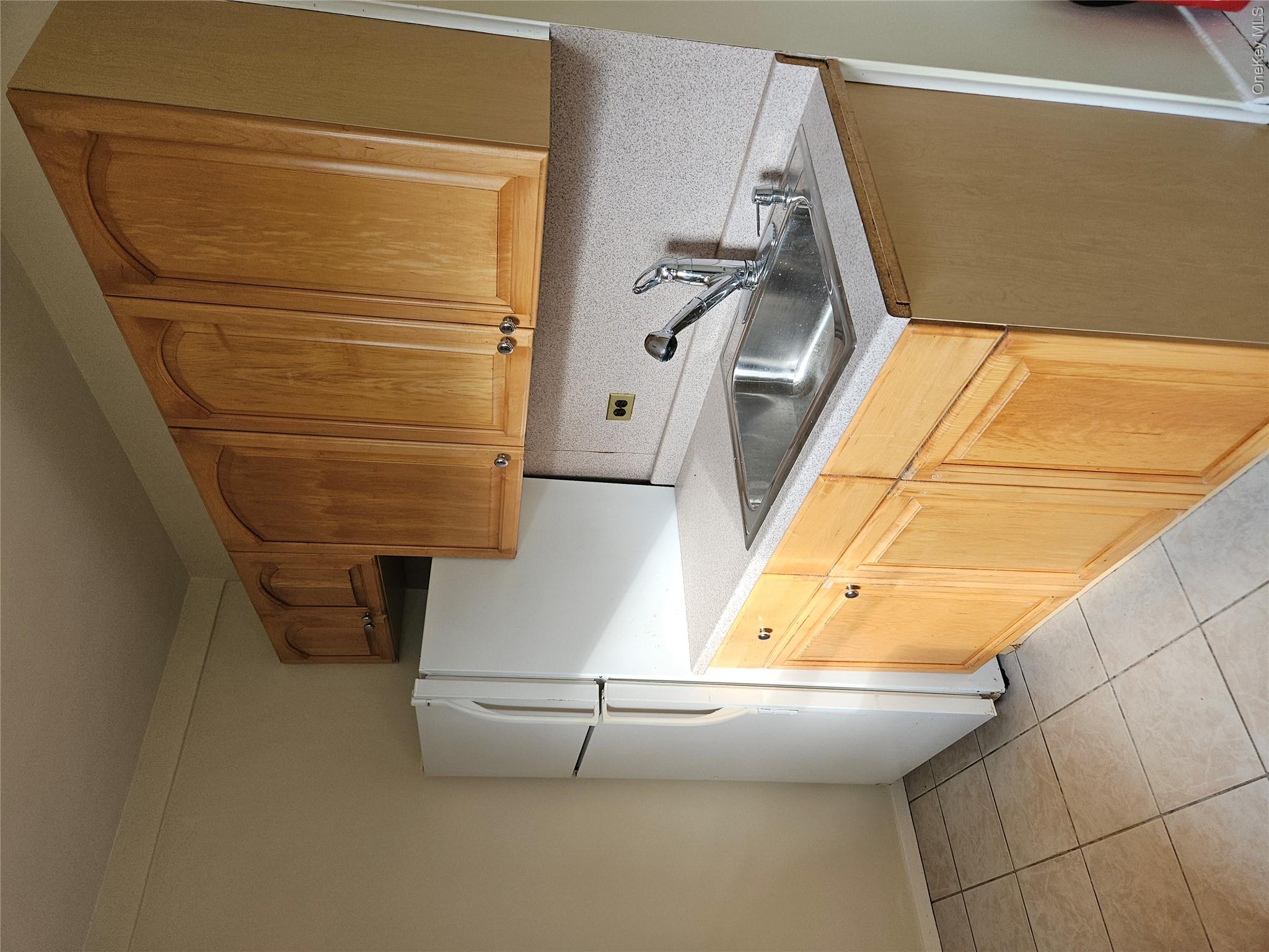 5500 Fieldston Drive 4ii Property Photo 7