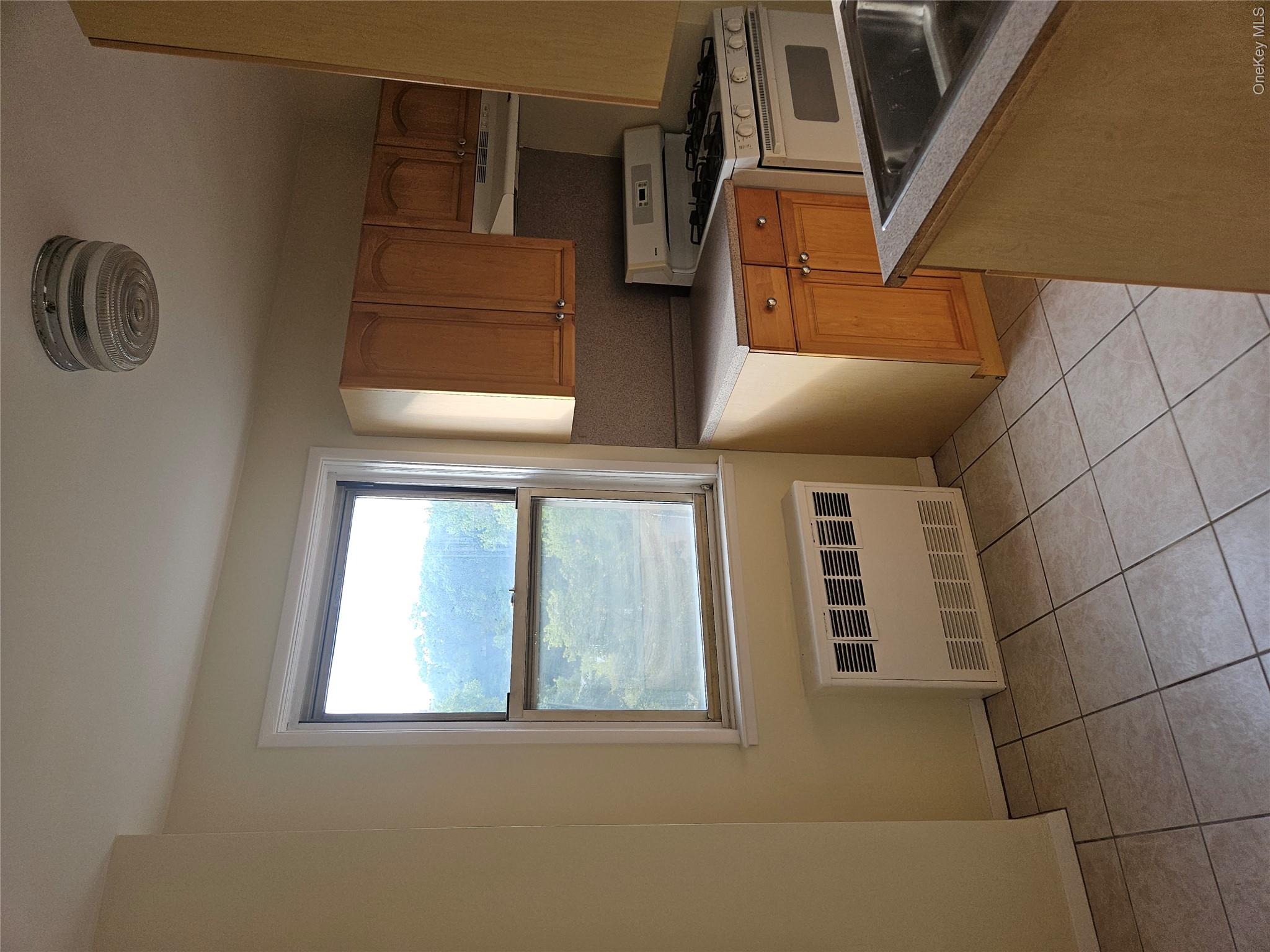 5500 Fieldston Drive 4ii Property Photo 9