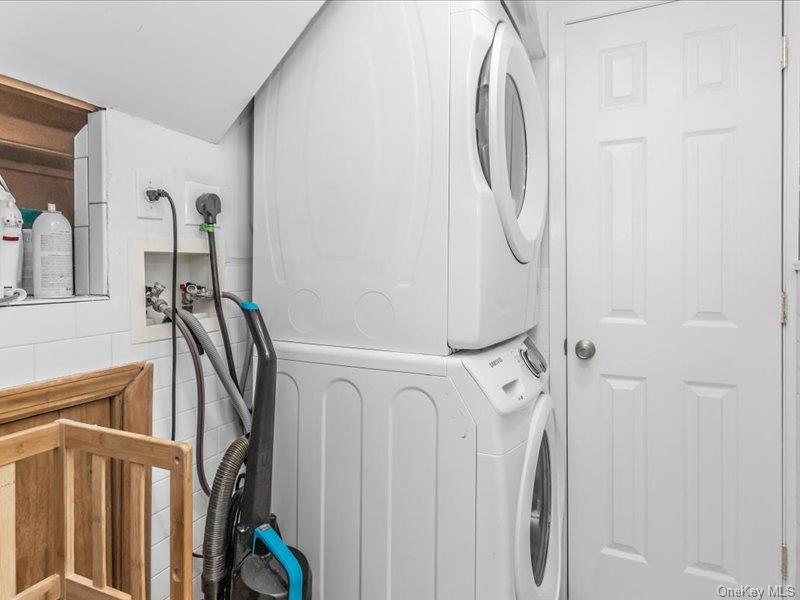 260 W 20th Street Property Photo 22