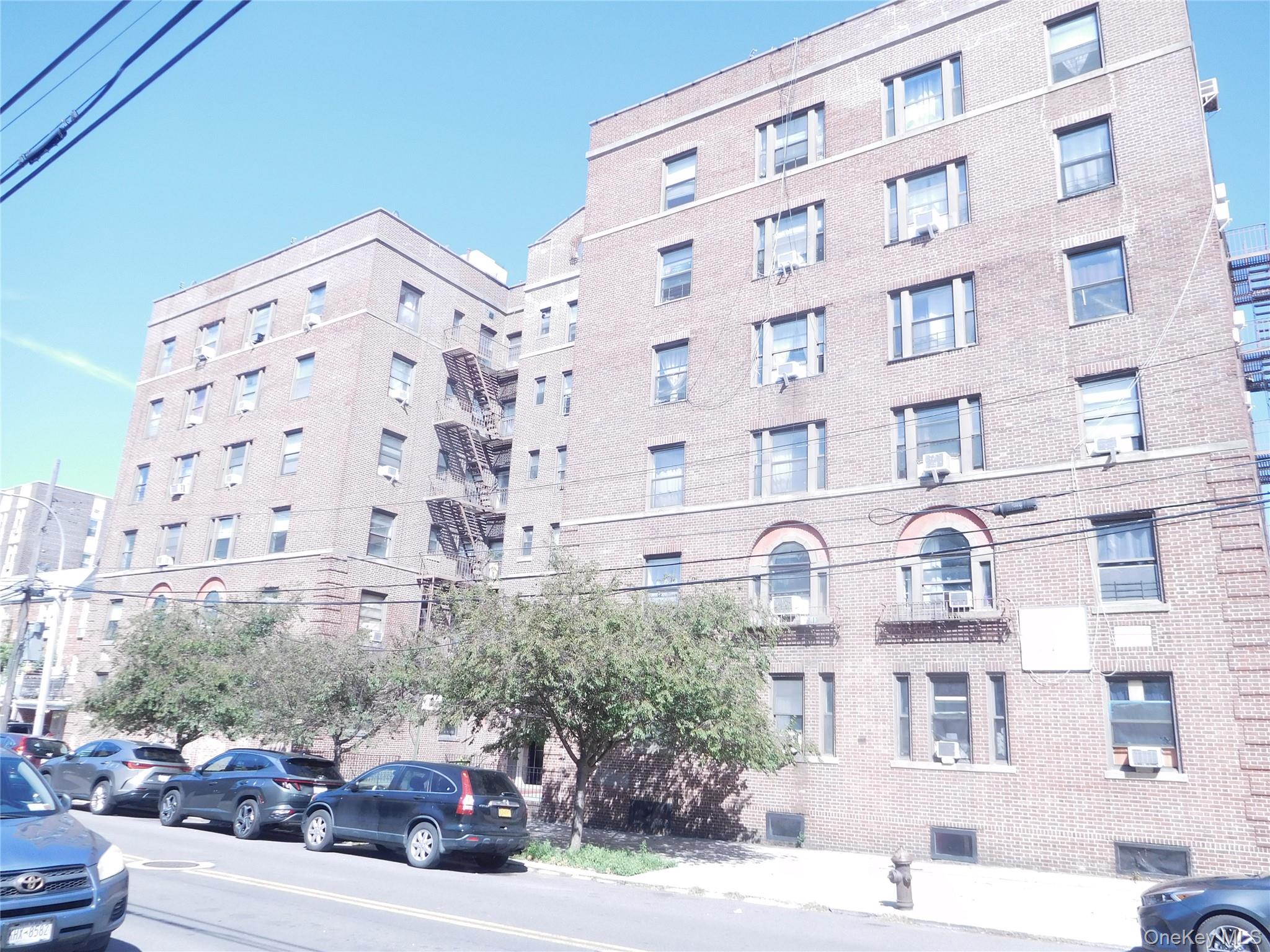 33-38 Parsons Boulevard 1h Property Photo 1