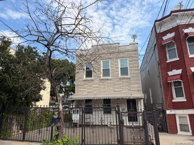 1041 E 216th Street Property Photo 1