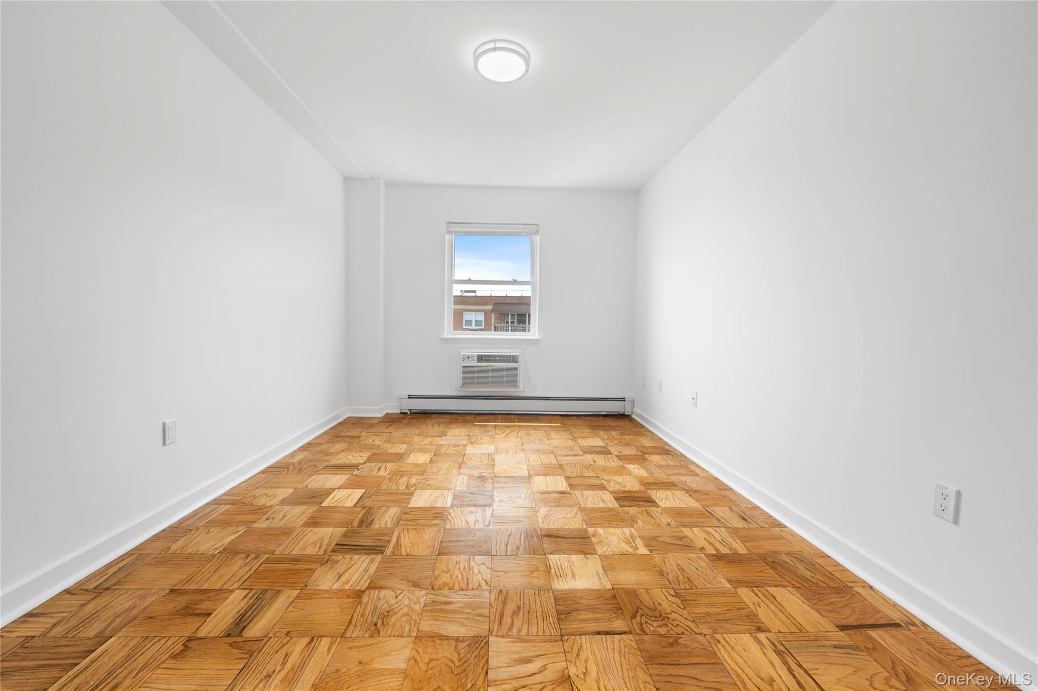 101 Gedney Street 6u Property Photo 15