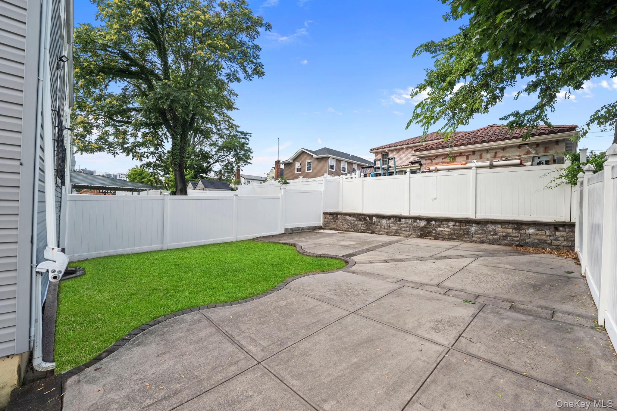 128-14 144th Street Property Photo 5