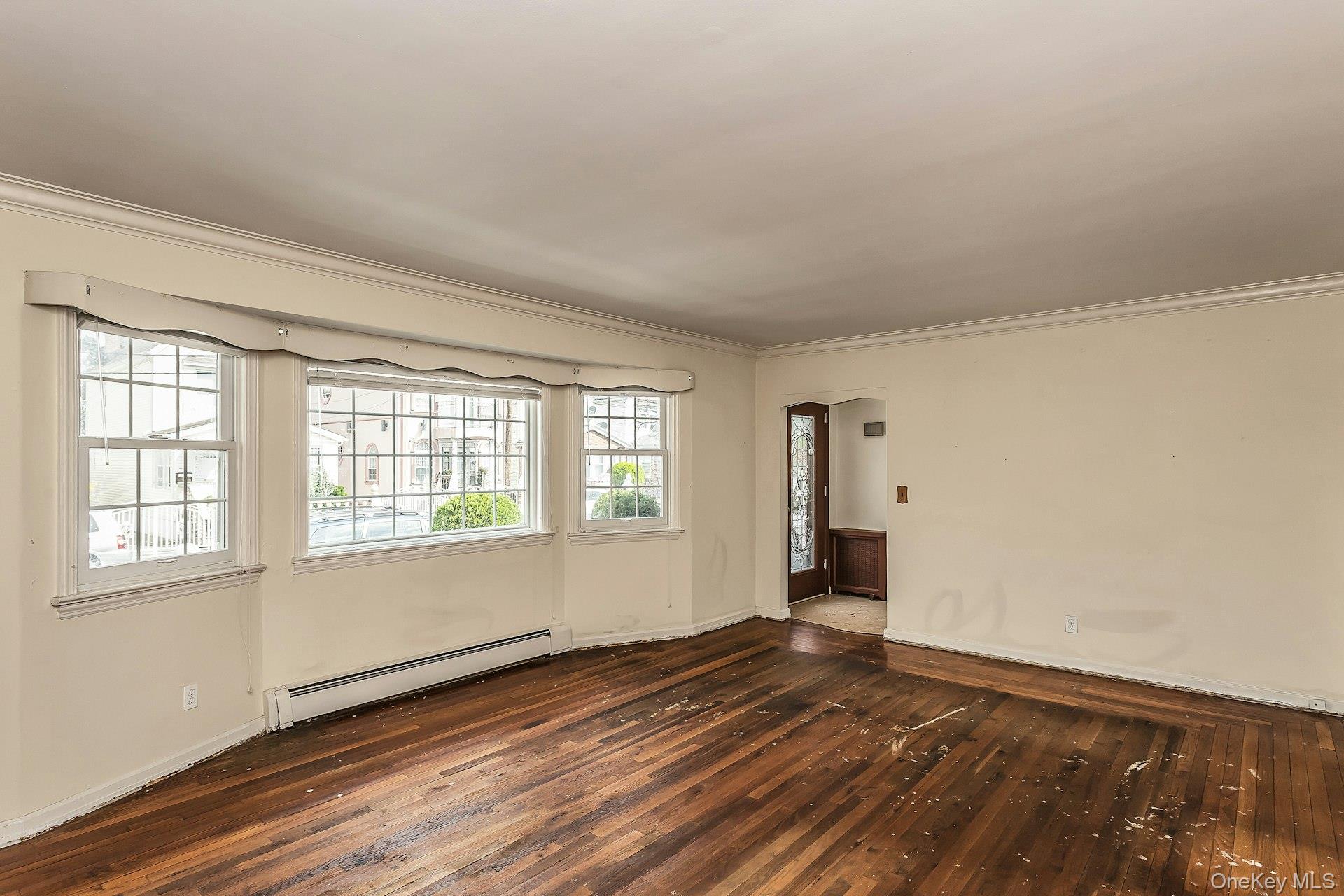 12714 102nd Road Property Photo 5