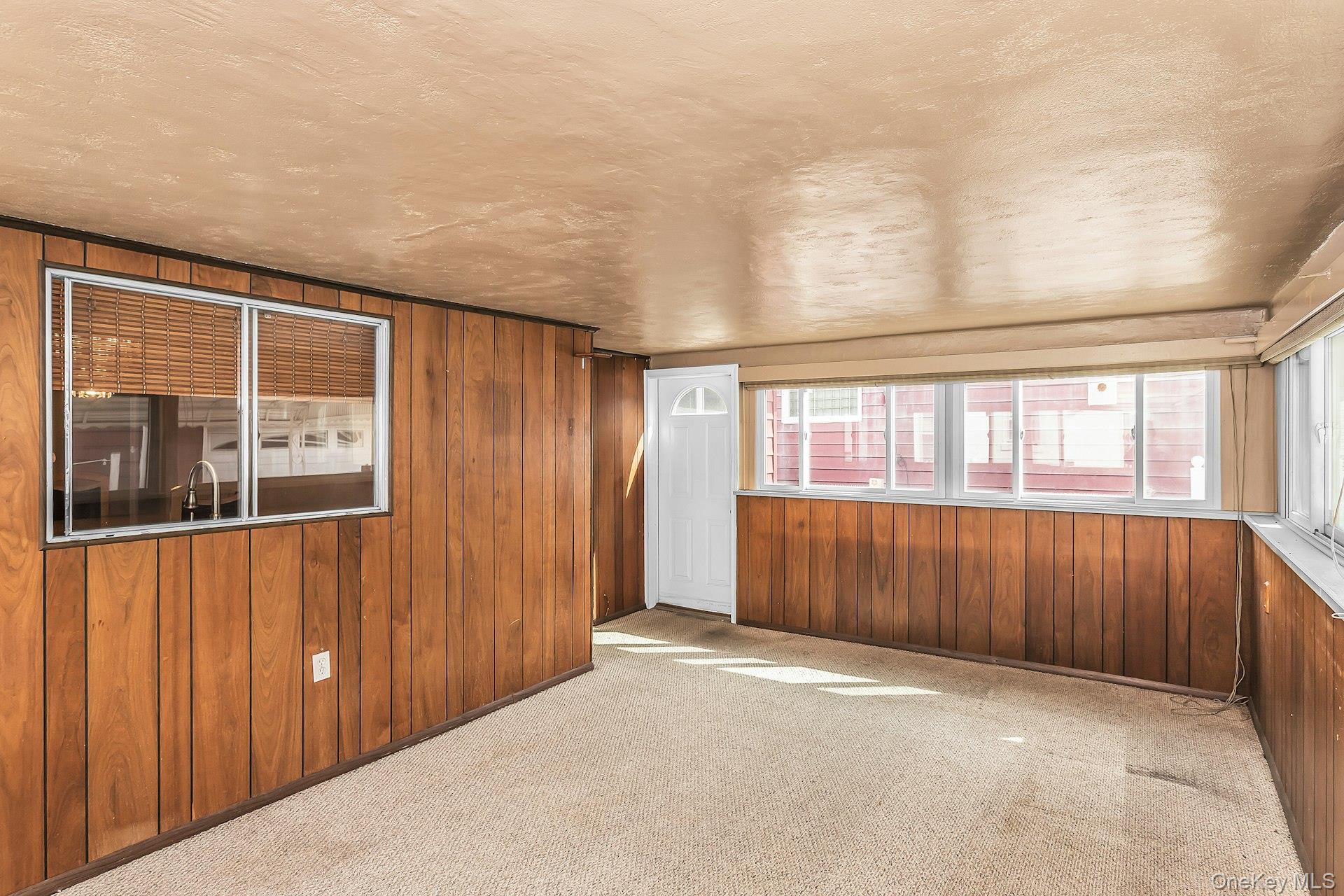 12714 102nd Road Property Photo 11