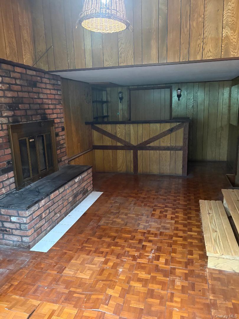 1 Cherokee Street Property Photo 6