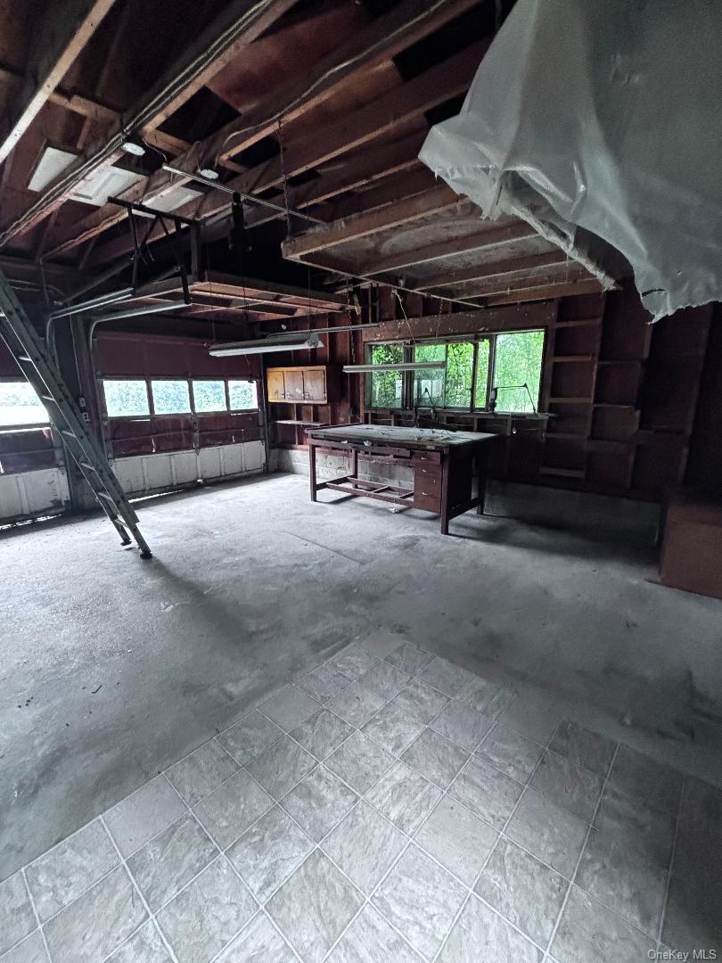 1 Cherokee Street Property Photo 18