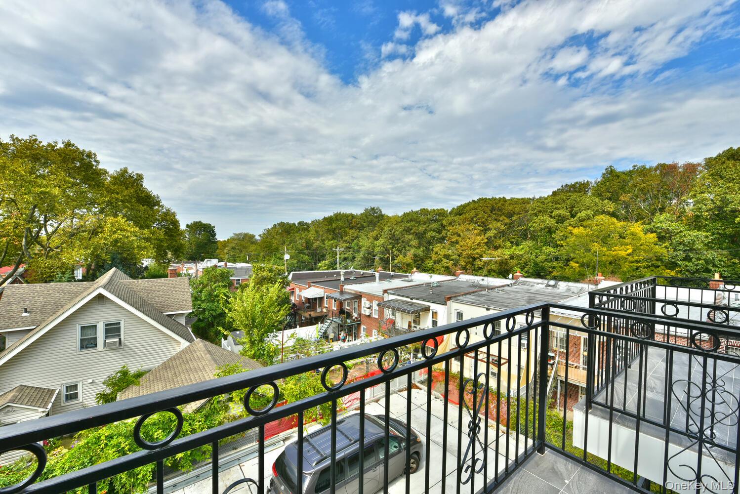 5714 163rd Street Property Photo 26