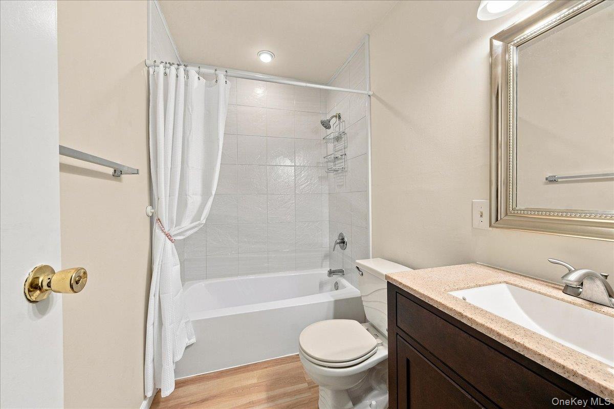 51 Fieldstone Dr 79 Property Photo 7