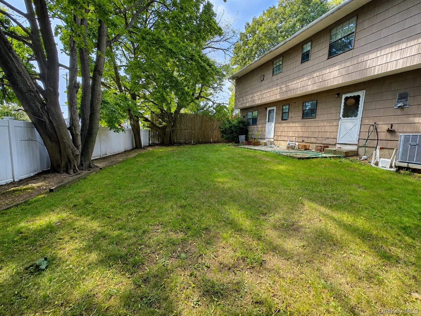 7 Roberts Lane Property Photo 5