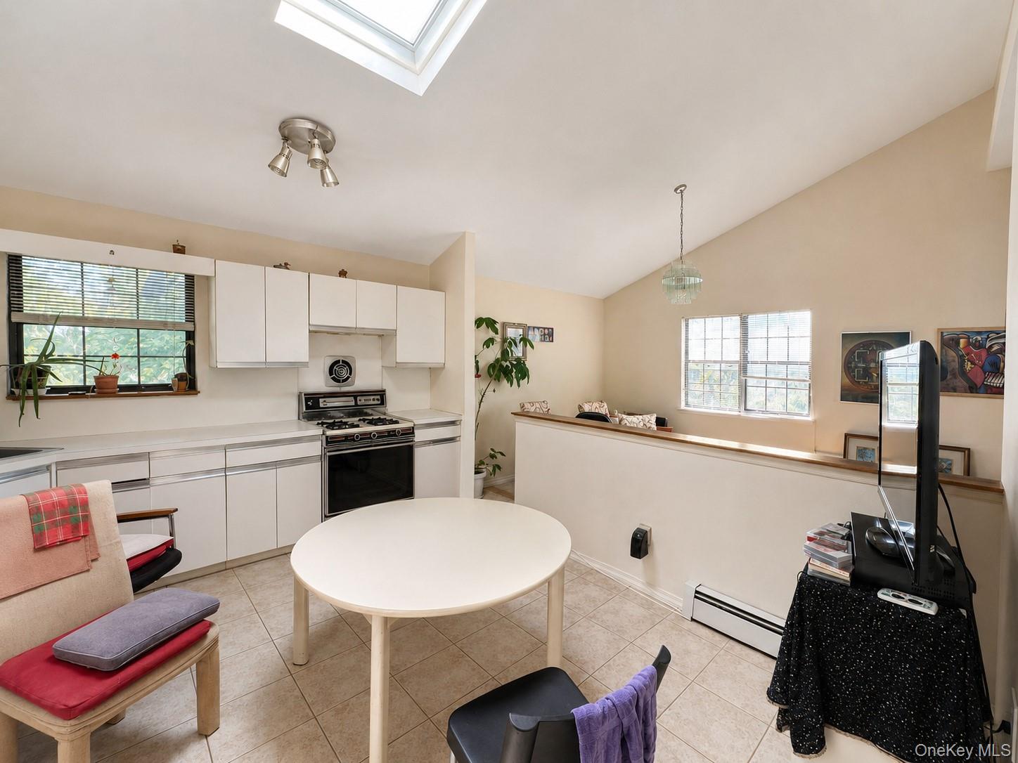 7 Roberts Lane Property Photo 11