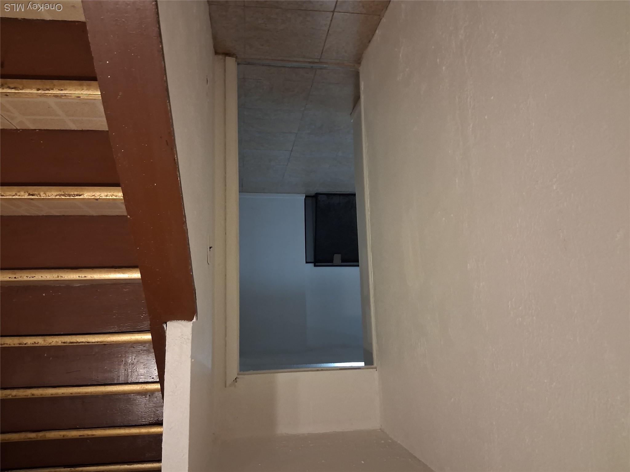 240-58 147th Avenue Property Photo 11